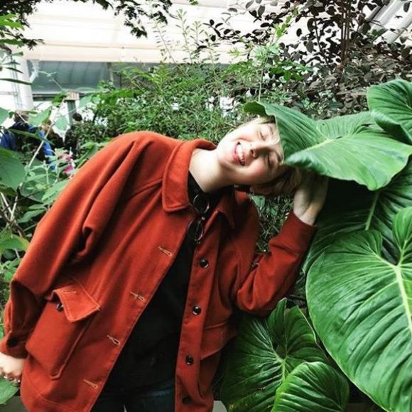 Meet your Posher, Dana - Picture 1 of 1